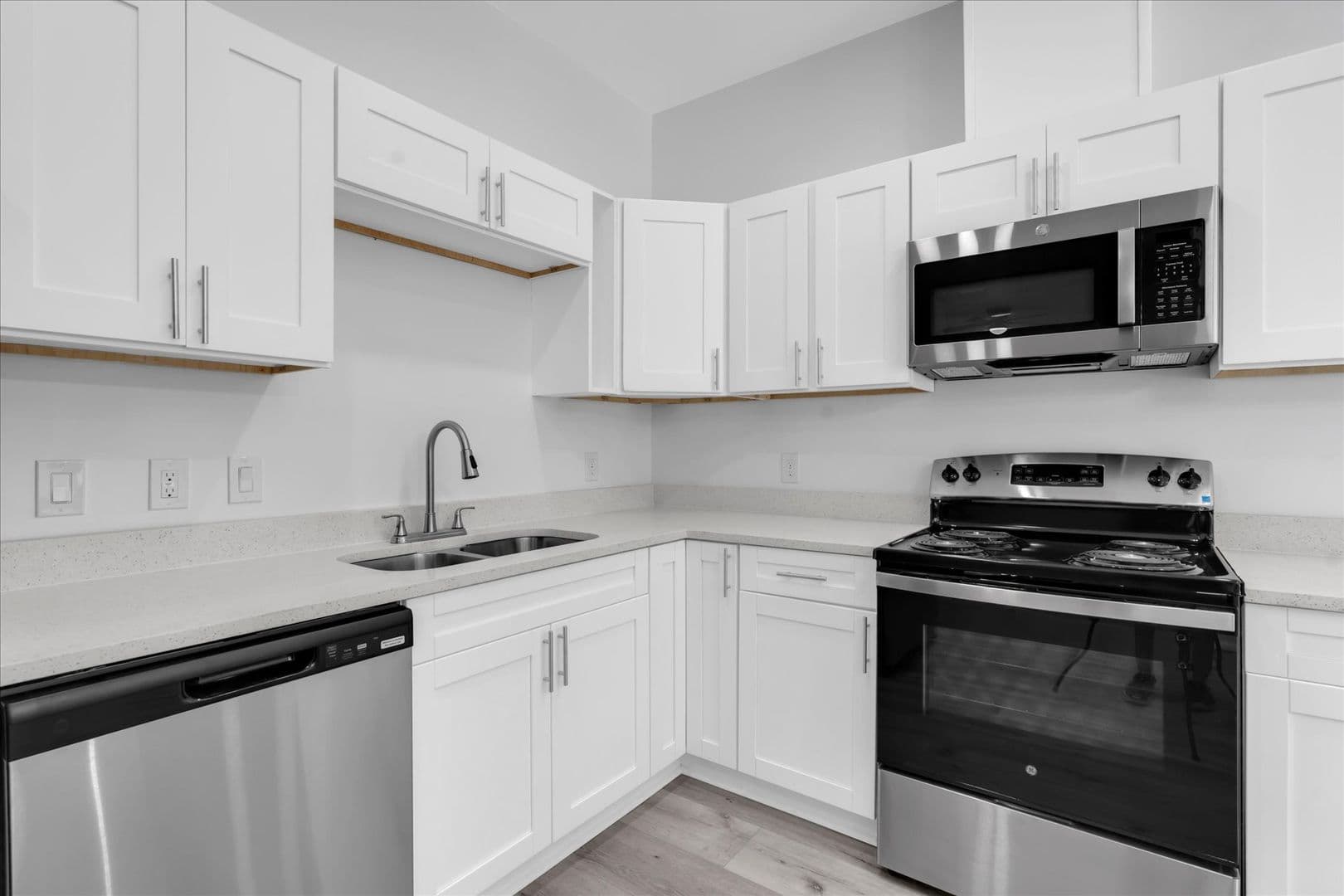 Bartow Apartment: 705 S Orange Ave