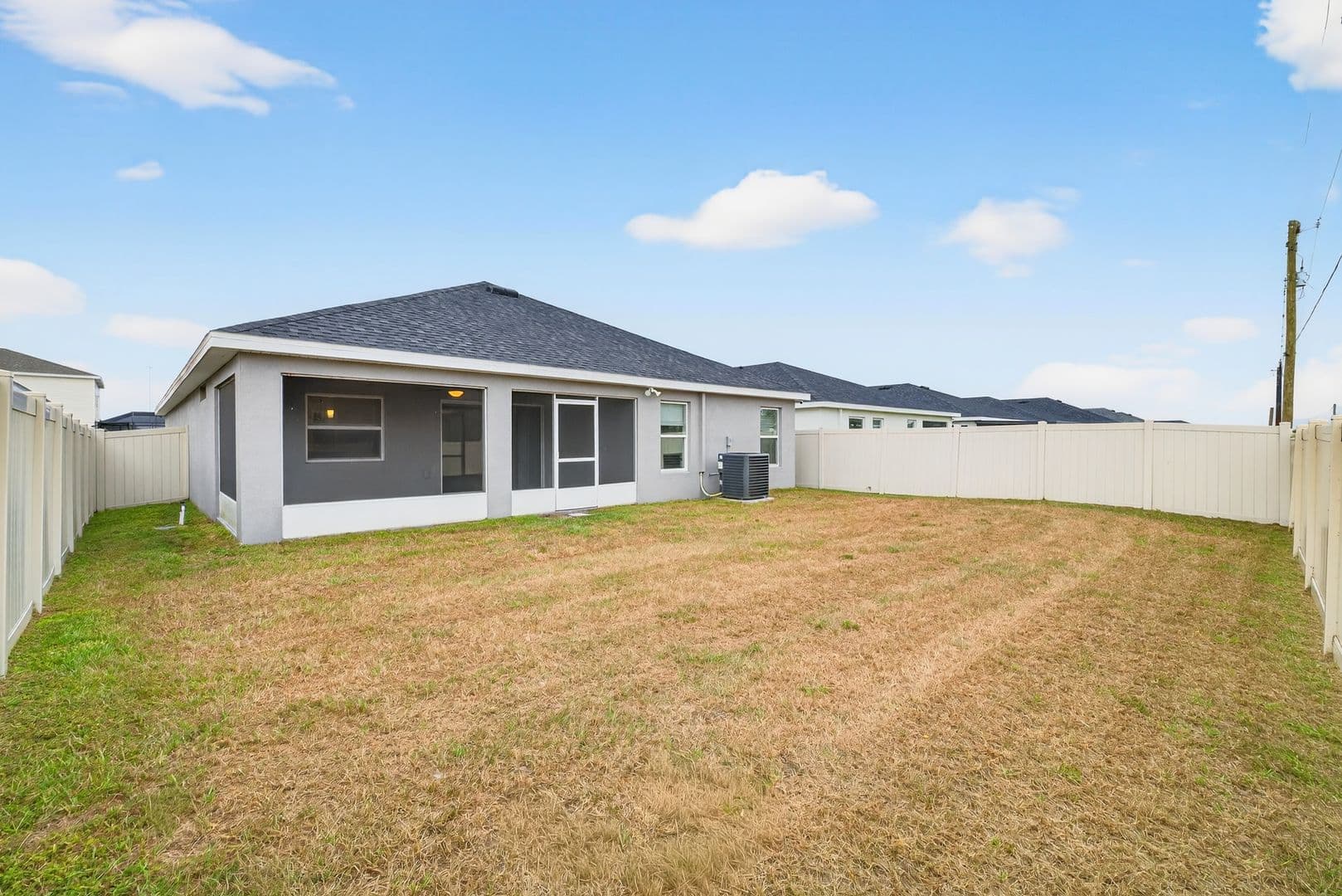 Riverview House: 12219 Cypress Branch St