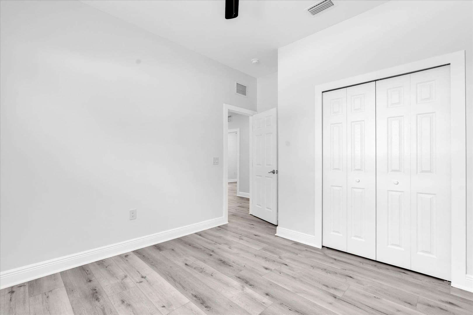 Bartow Apartment: 705 S Orange Ave
