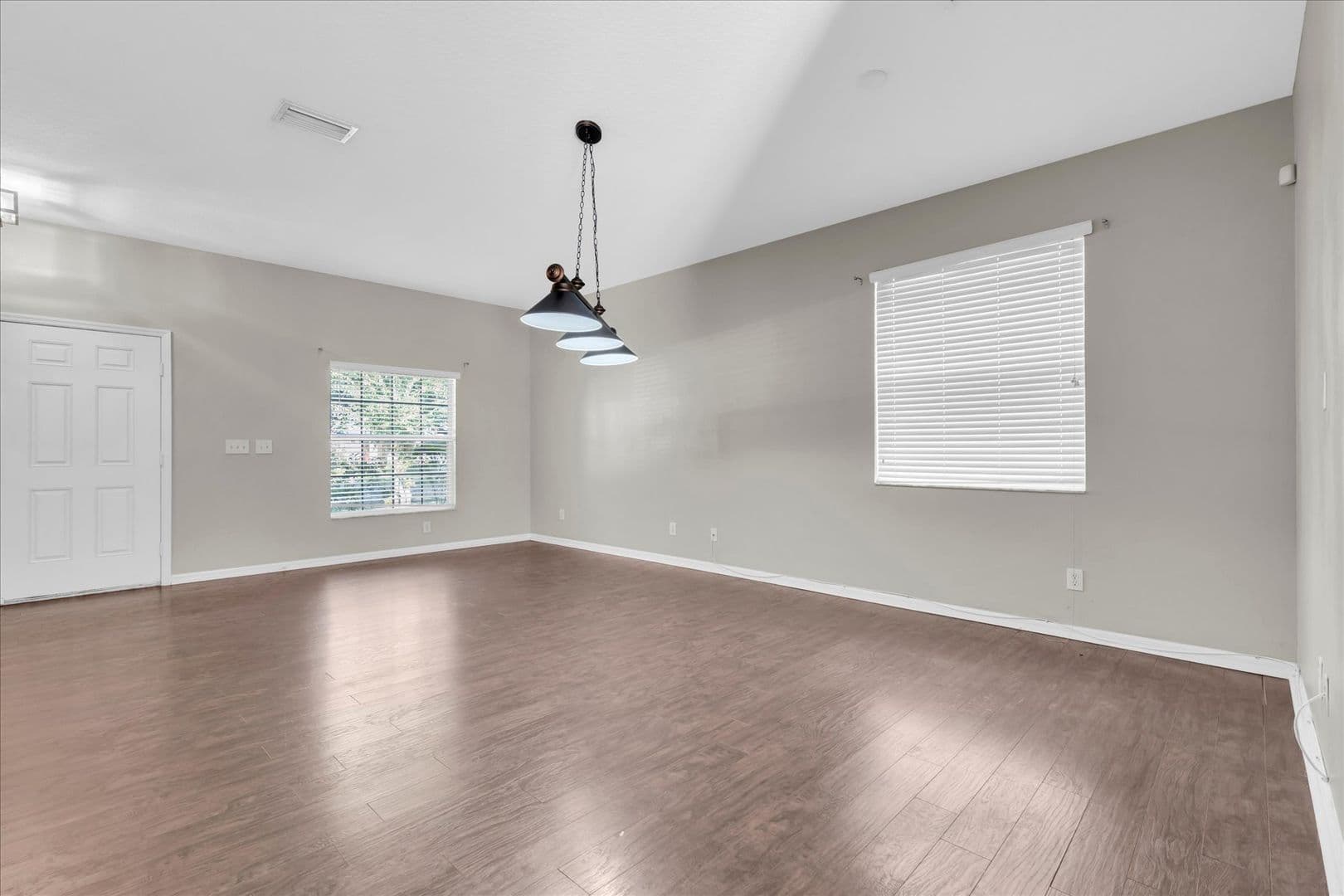 Riverview House: 11166 Creek Haven Dr