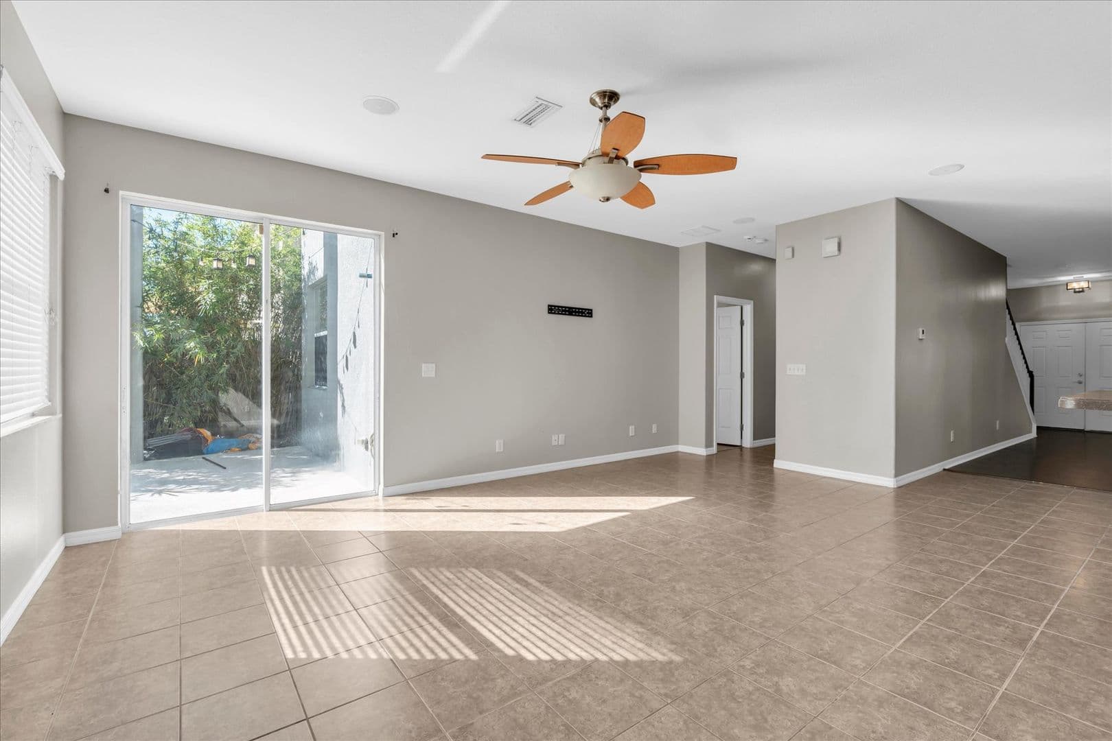 Riverview House: 11166 Creek Haven Dr