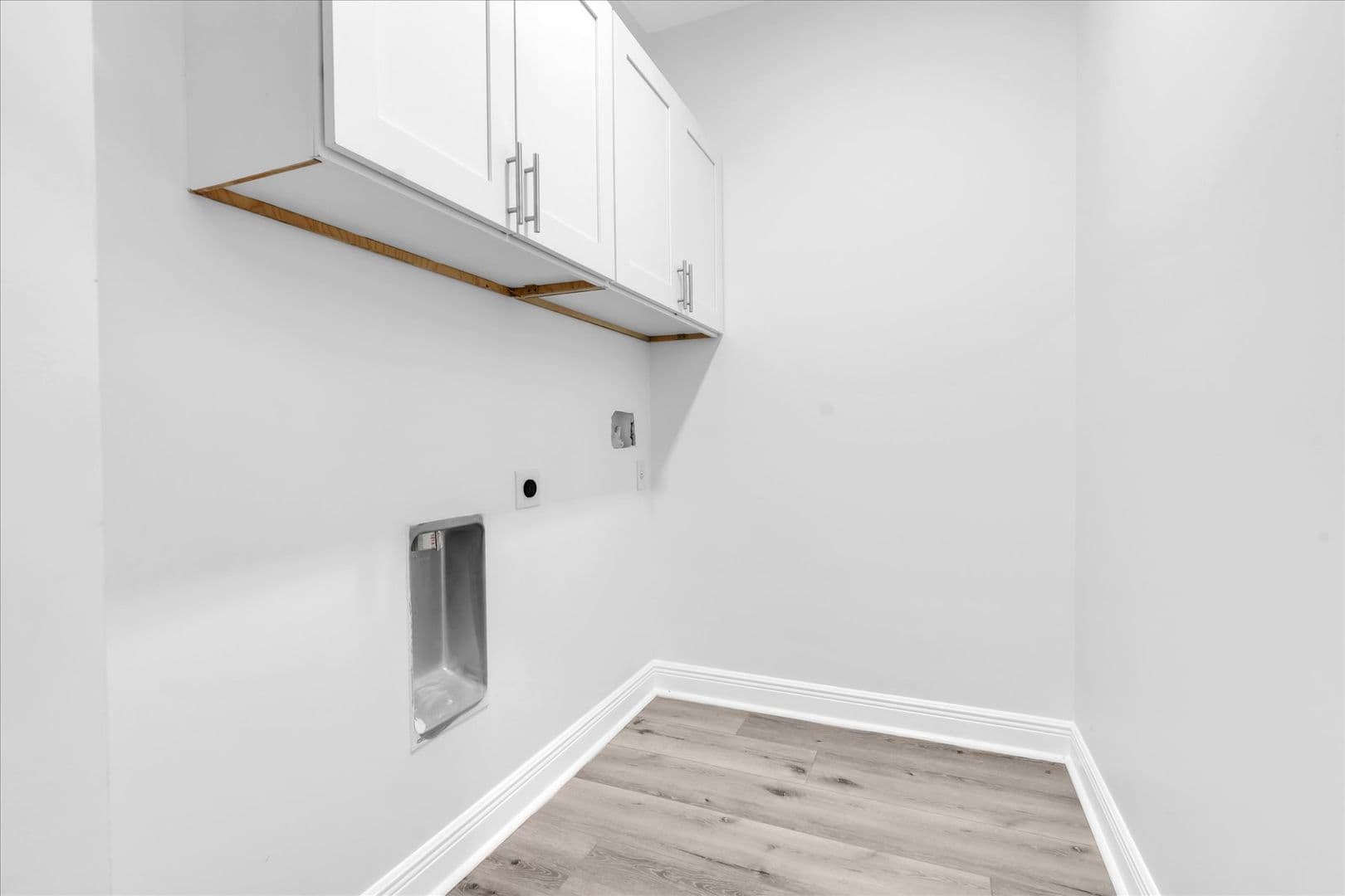 Bartow Apartment: 705 S Orange Ave