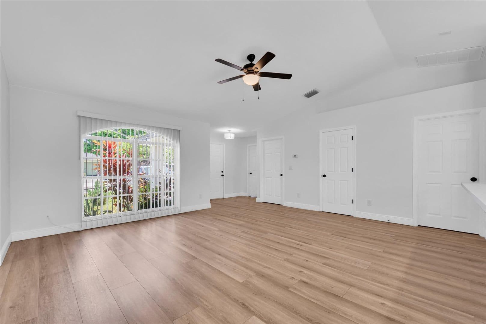 Palmetto House: 1611 3rd Ave W