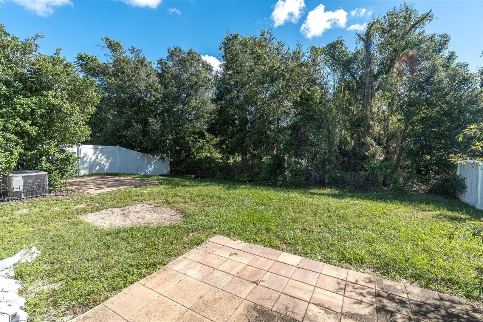 Riverview House: 11166 Creek Haven Dr