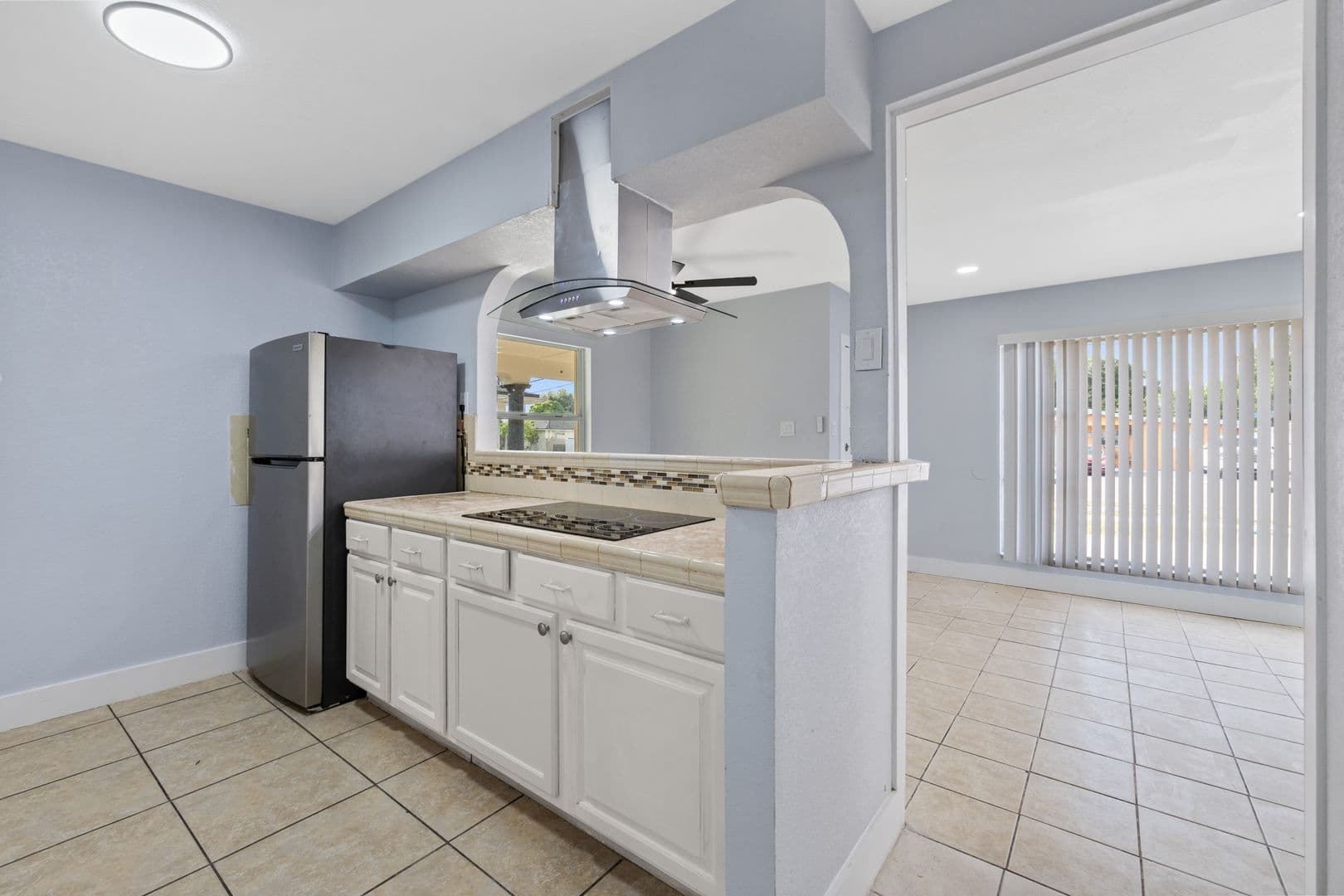 Tampa House: 2706 W Tampa Bay Blvd