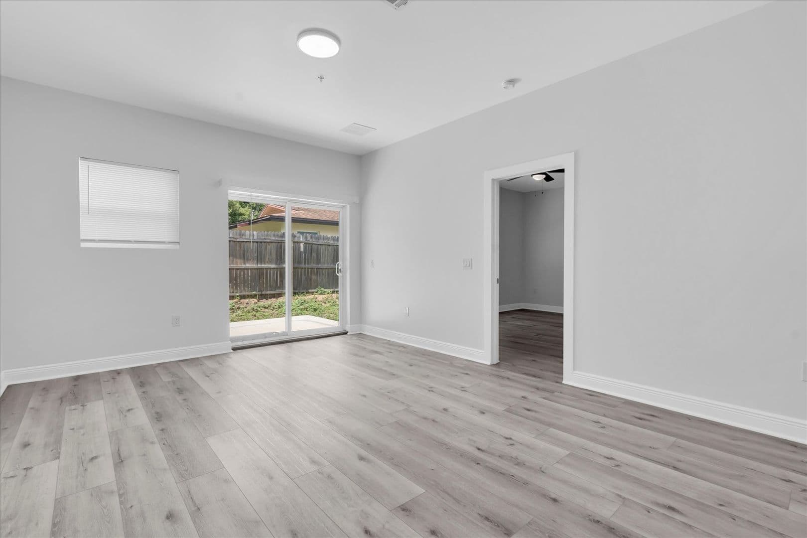 Bartow Apartment: 705 S Orange Ave