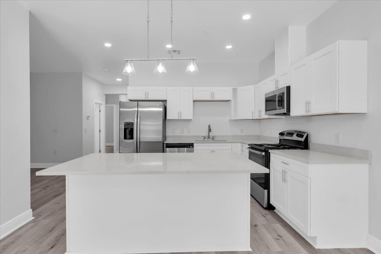 Bartow Apartment: 705 S Orange Ave