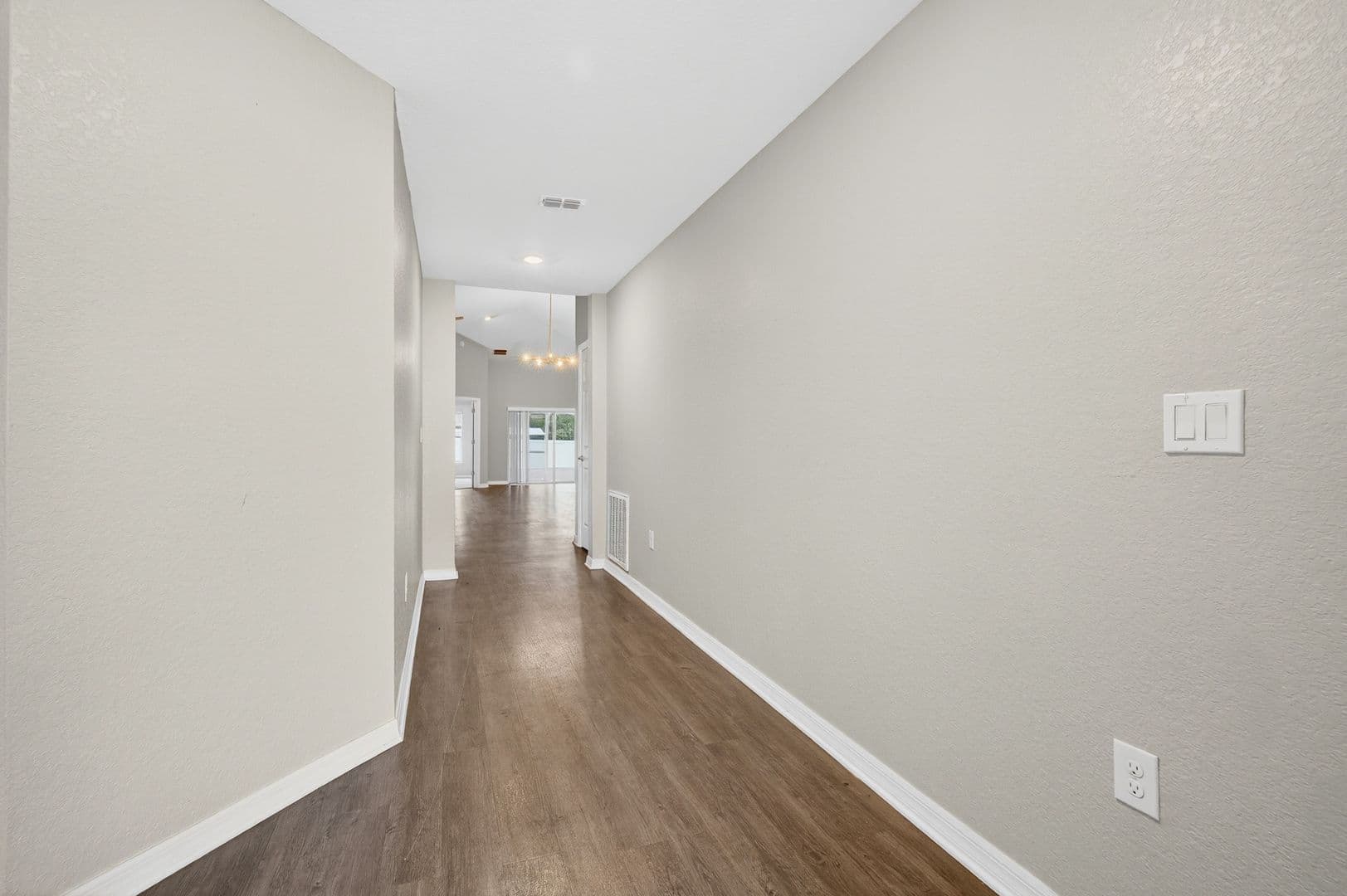 Riverview House: 12219 Cypress Branch St