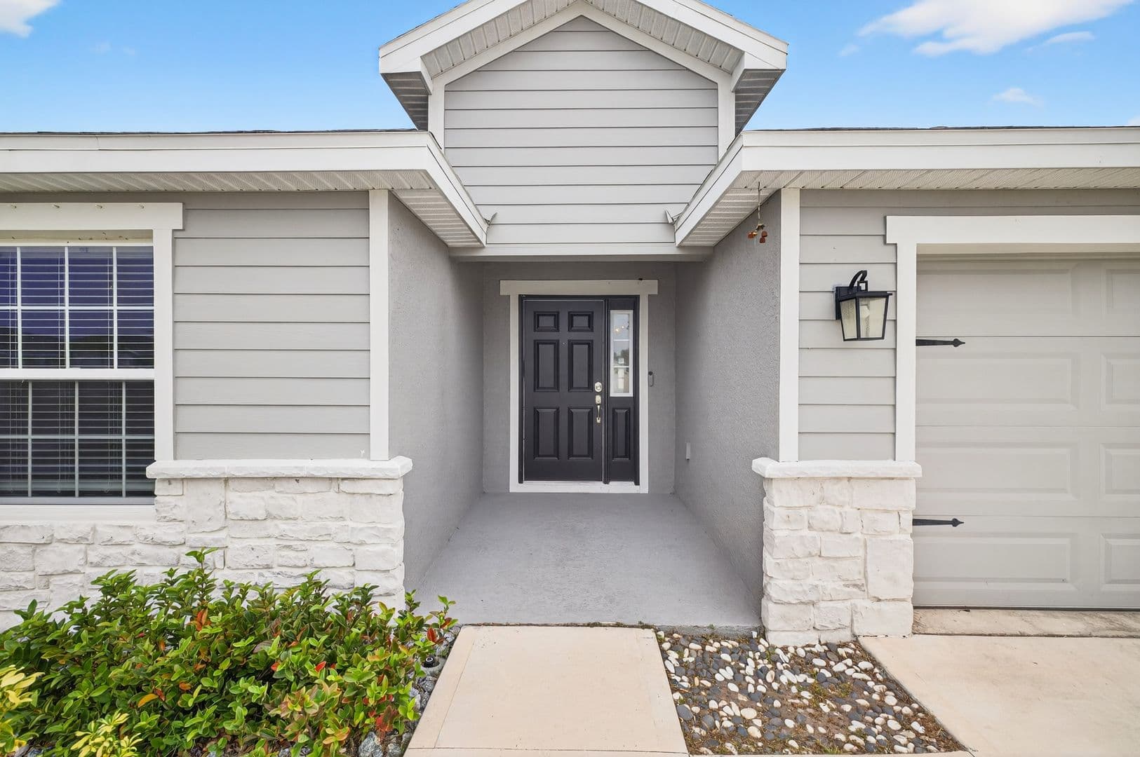 Riverview House: 12219 Cypress Branch St