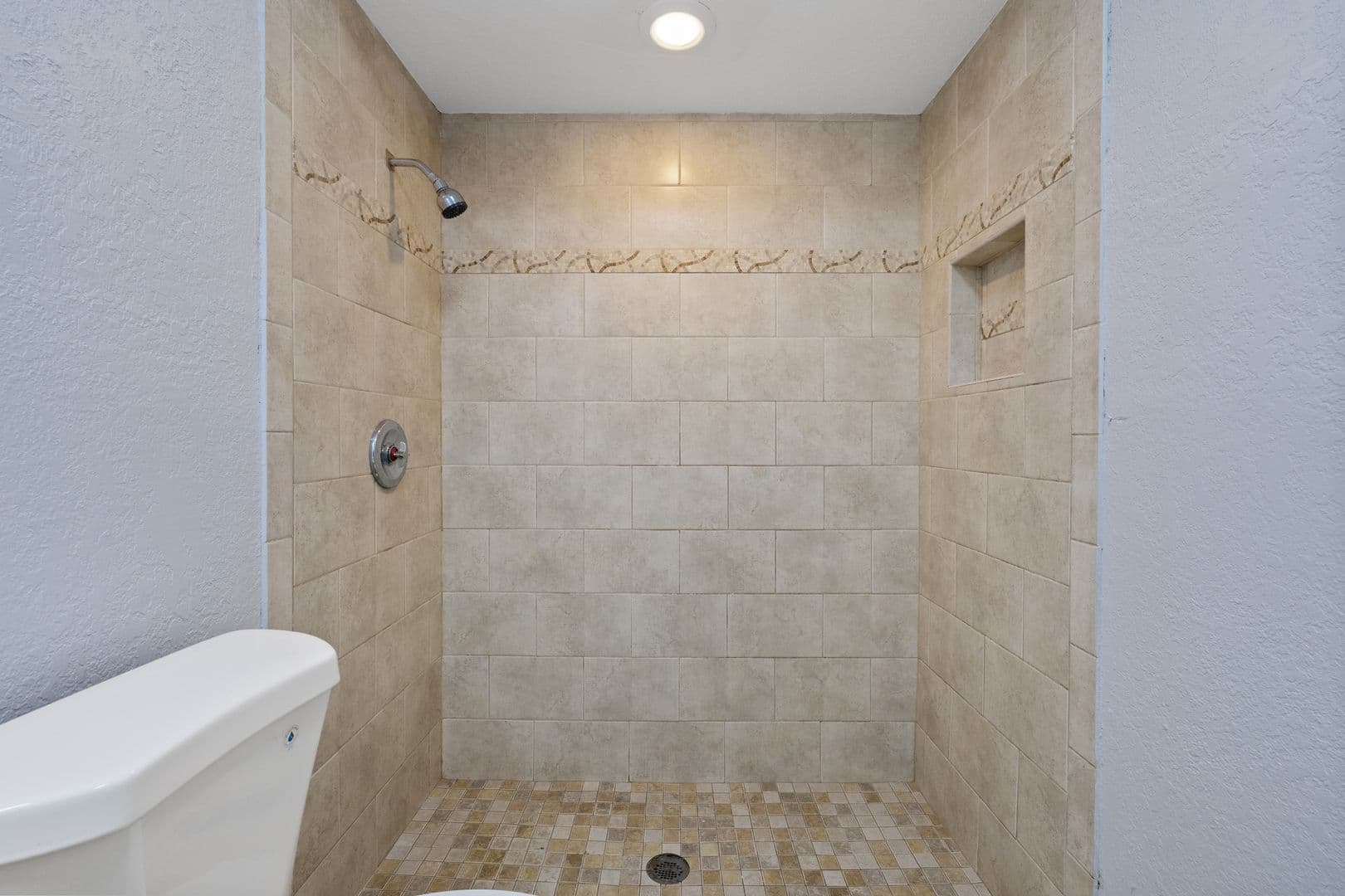 Tampa House: 2706 W Tampa Bay Blvd