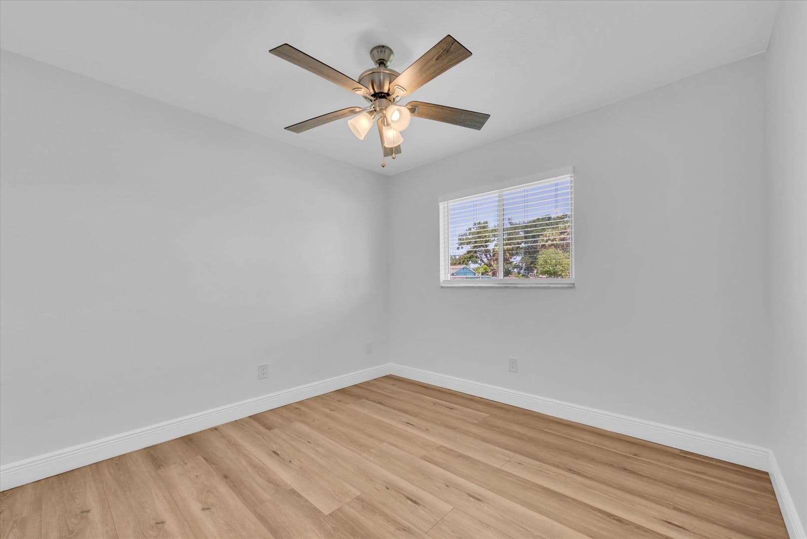 Palmetto House: 1611 3rd Ave W
