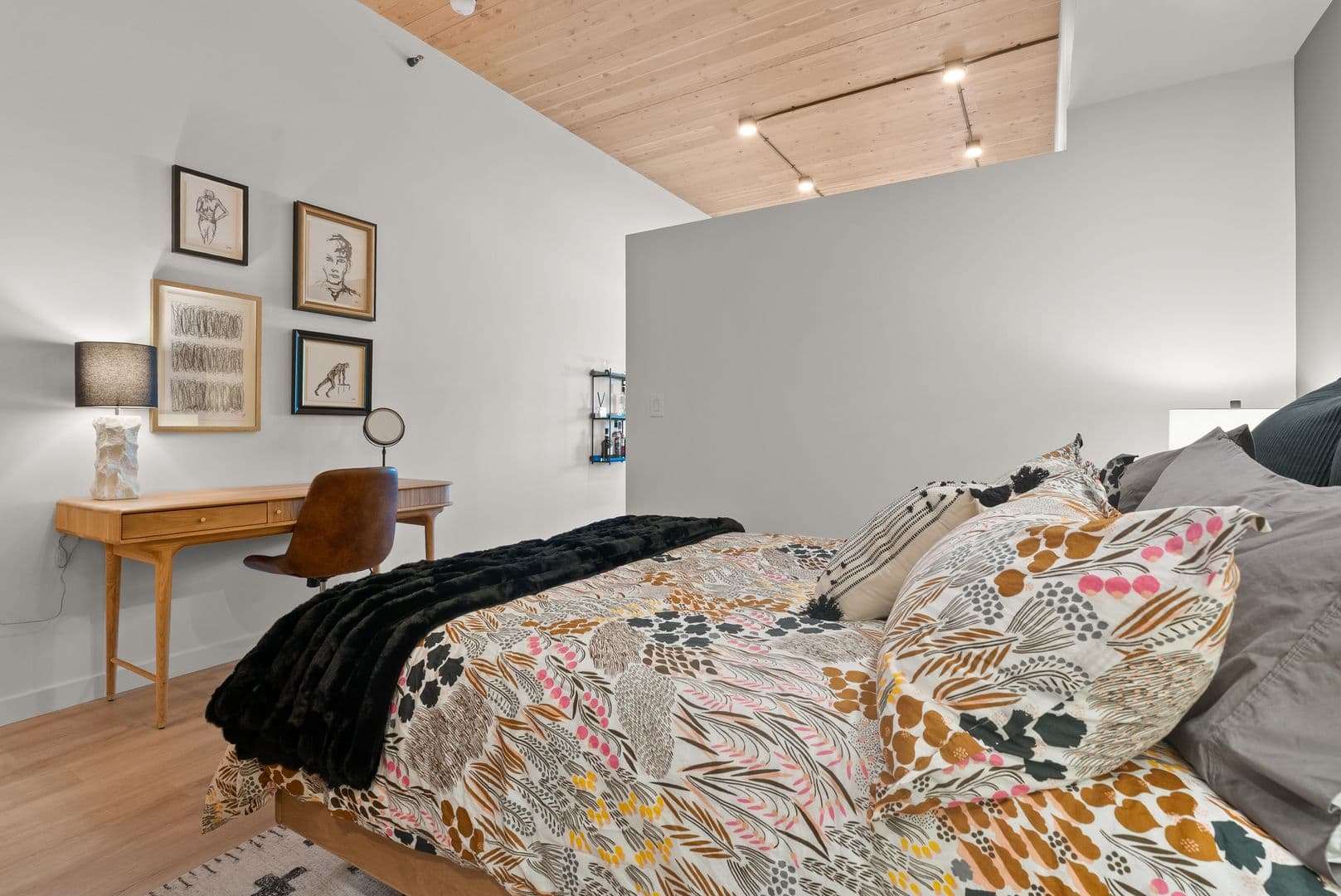 Reno Apartment: 110 River Rock Street