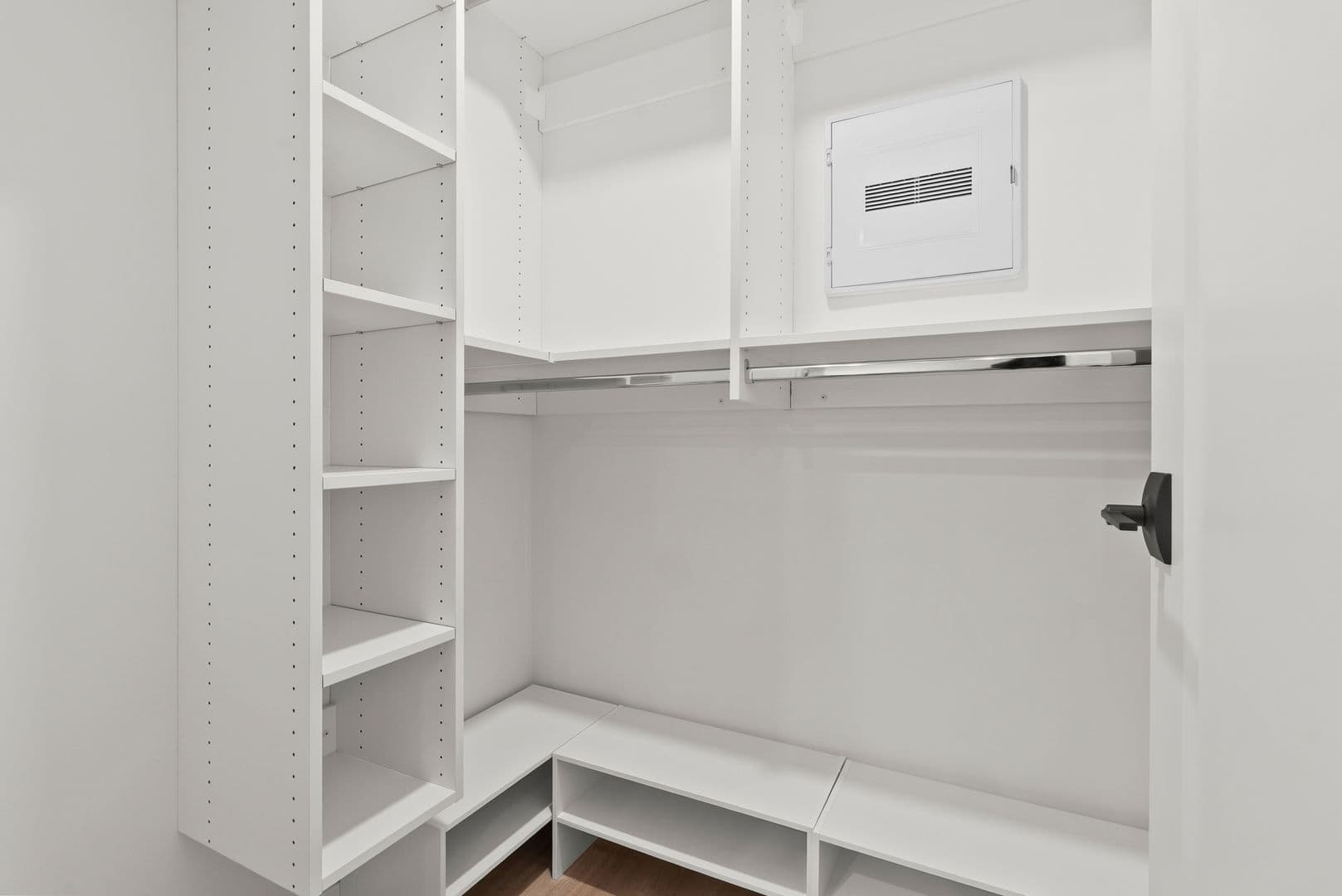 Reno Apartment: 110 River Rock Street