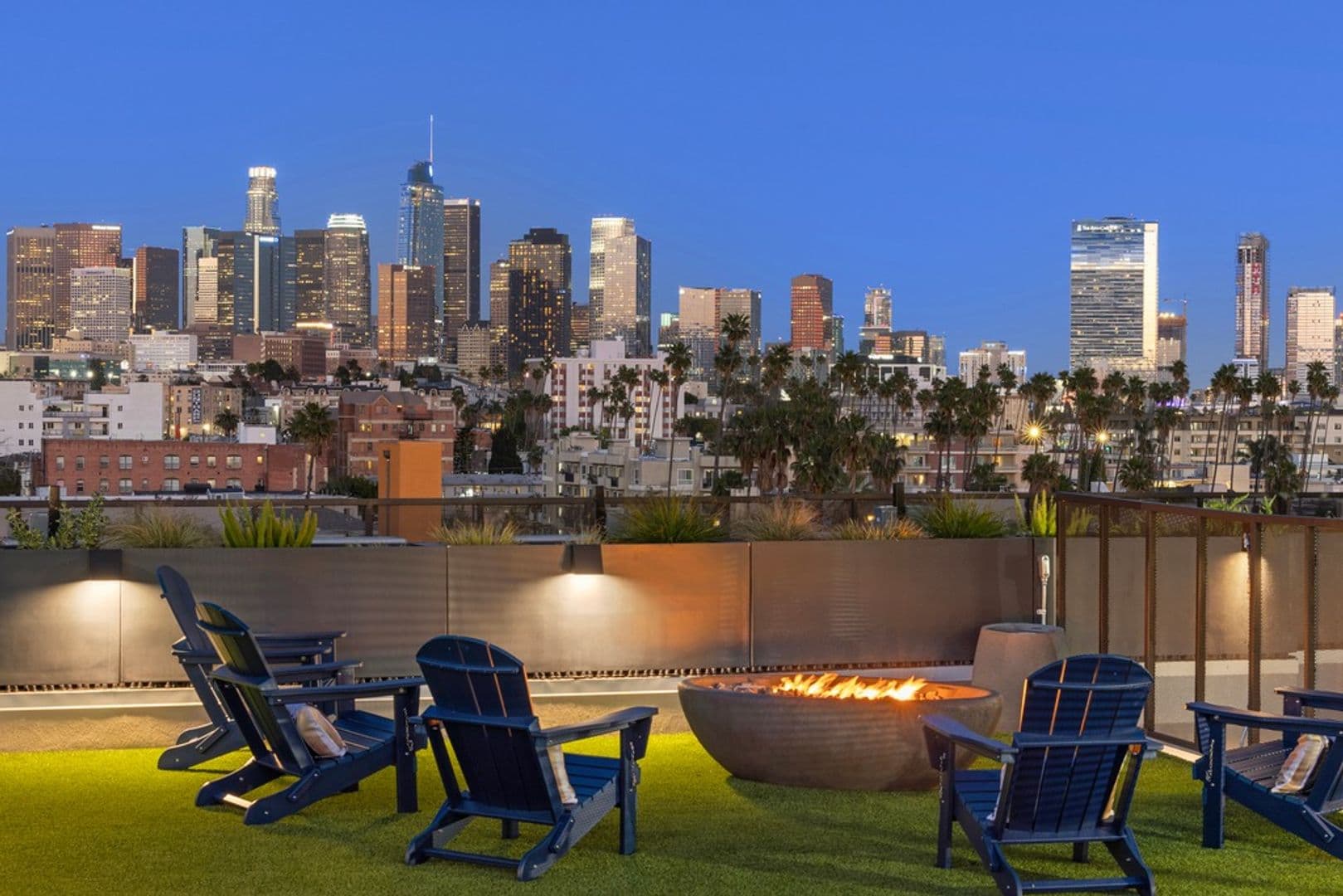 Los Angeles Apartment: 905 South Vermont Avenue