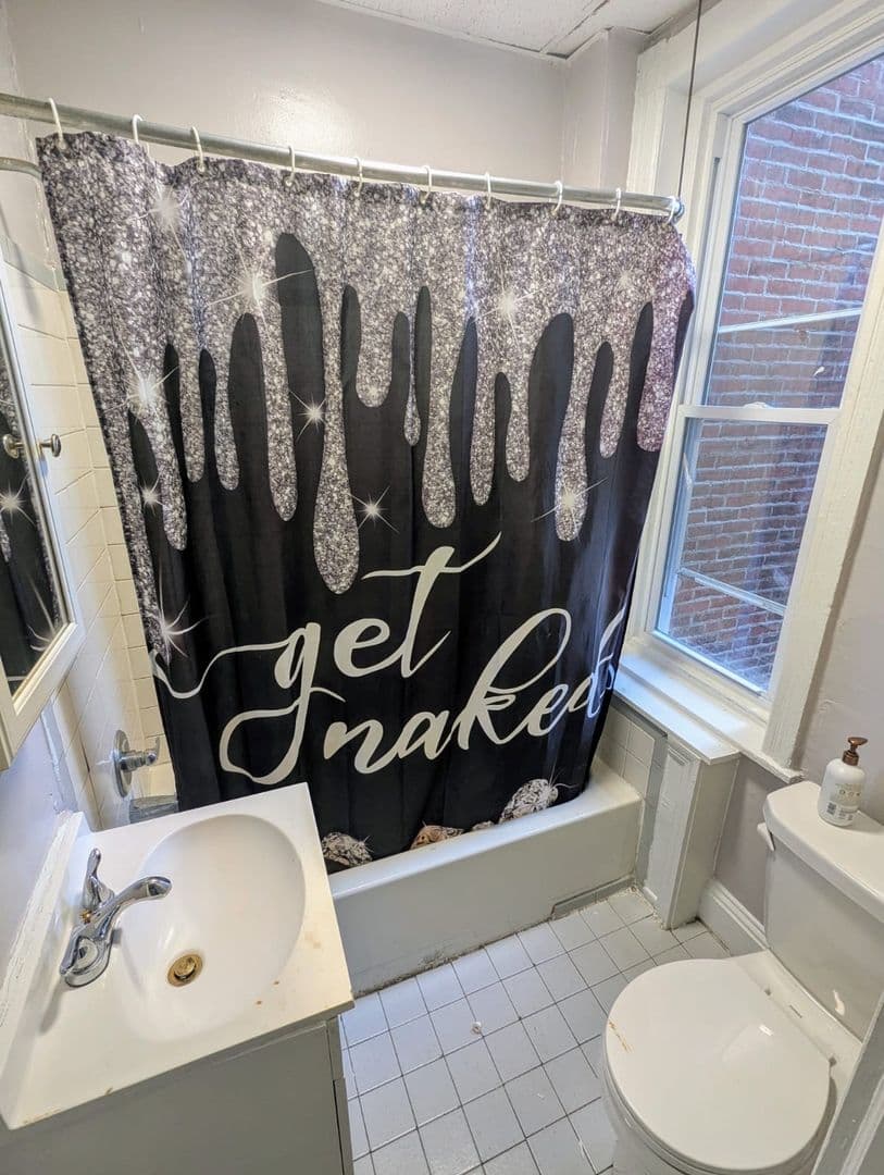 Philadelphia Apartment: 4241 W Stiles St.