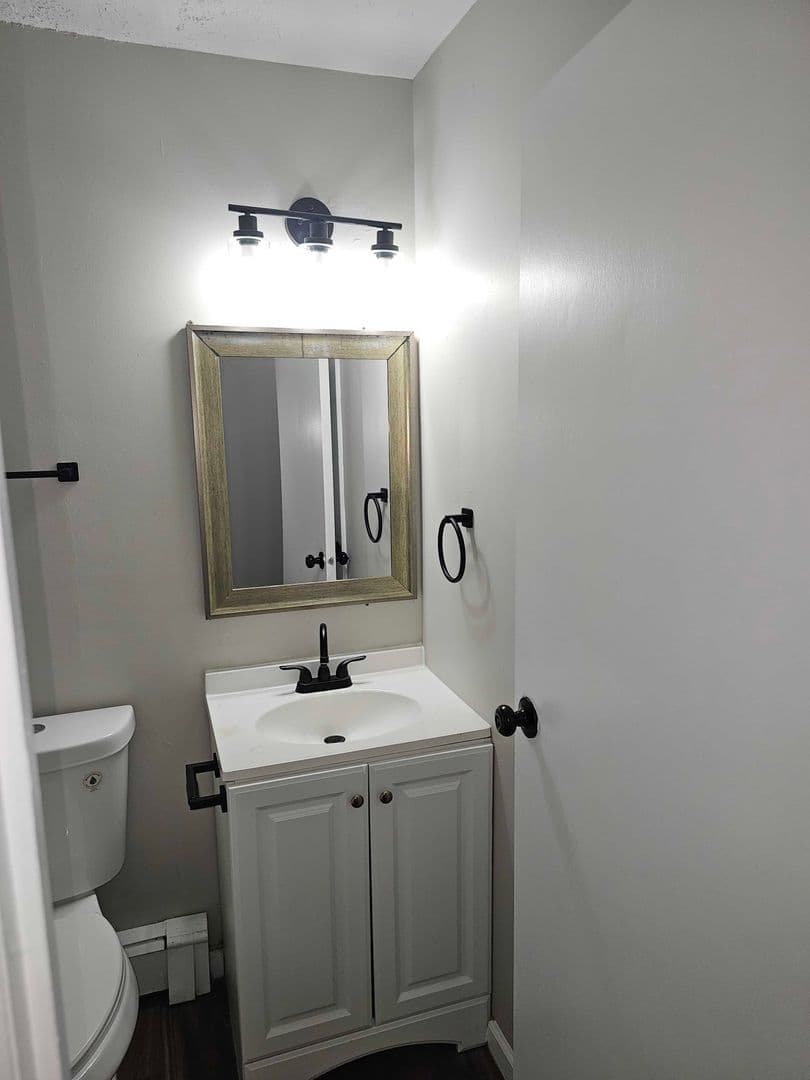 Lawrenceburg Apartment: 200 Bellaire Drive