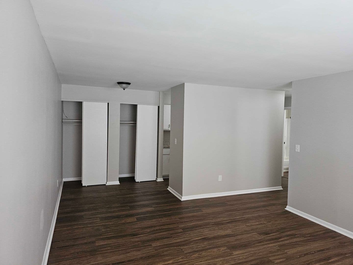 Lawrenceburg Apartment: 200 Bellaire Drive