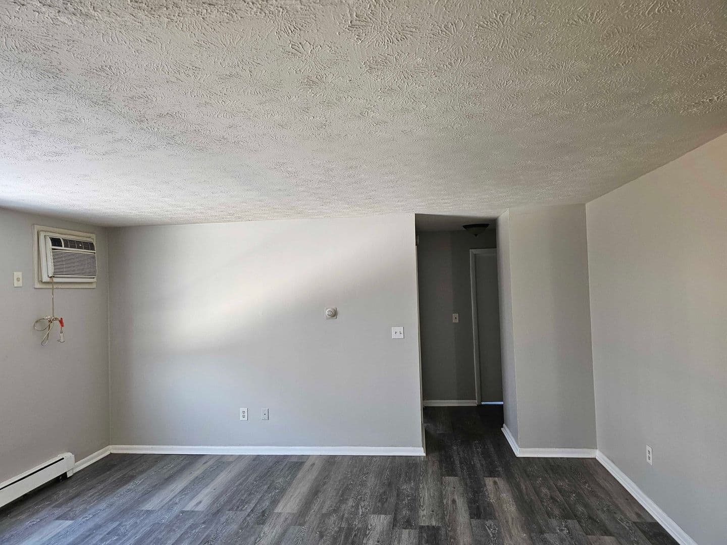 Lawrenceburg Apartment: 200 Bellaire Drive
