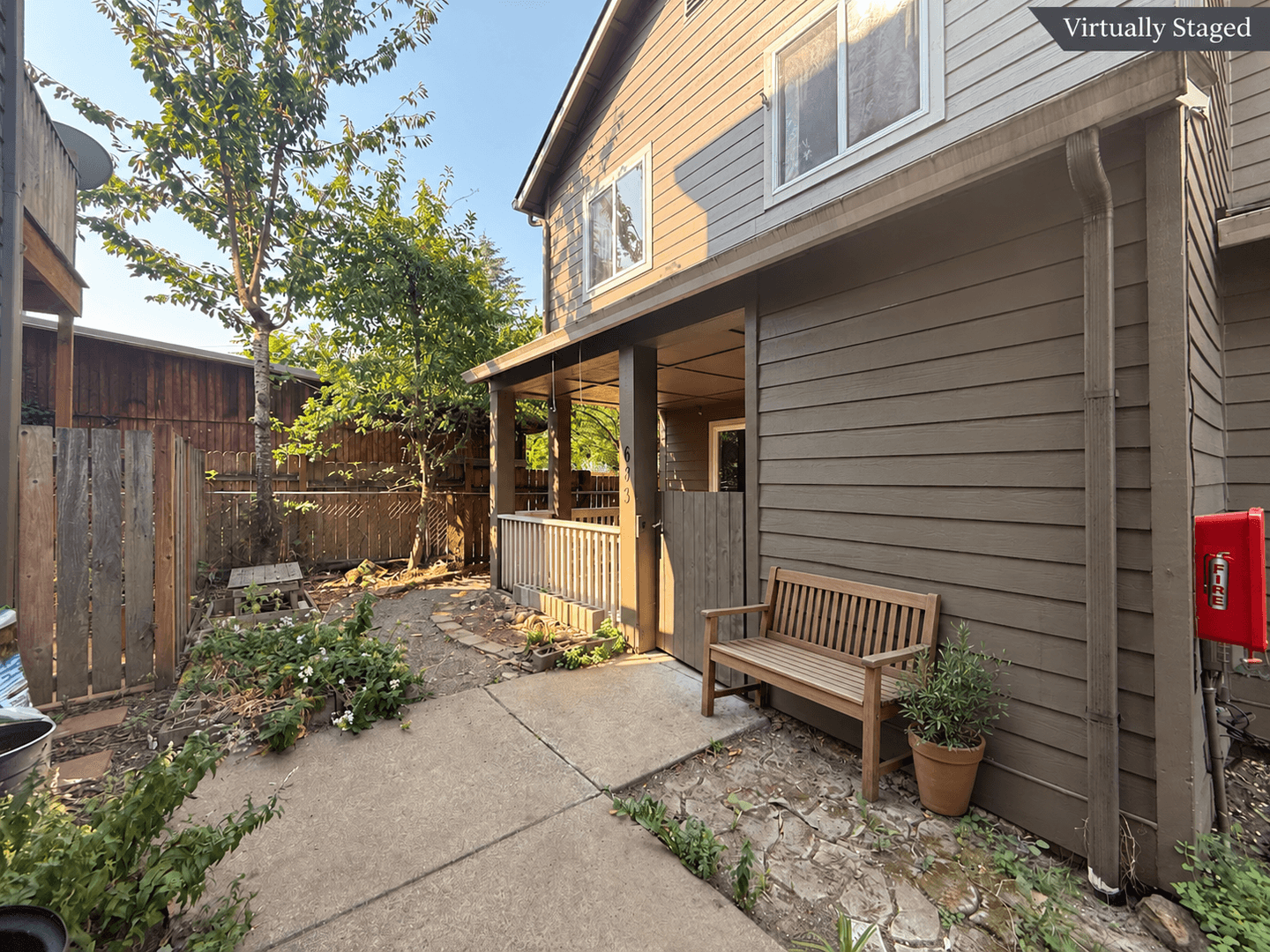Gresham House: 683 SE 197th Ave