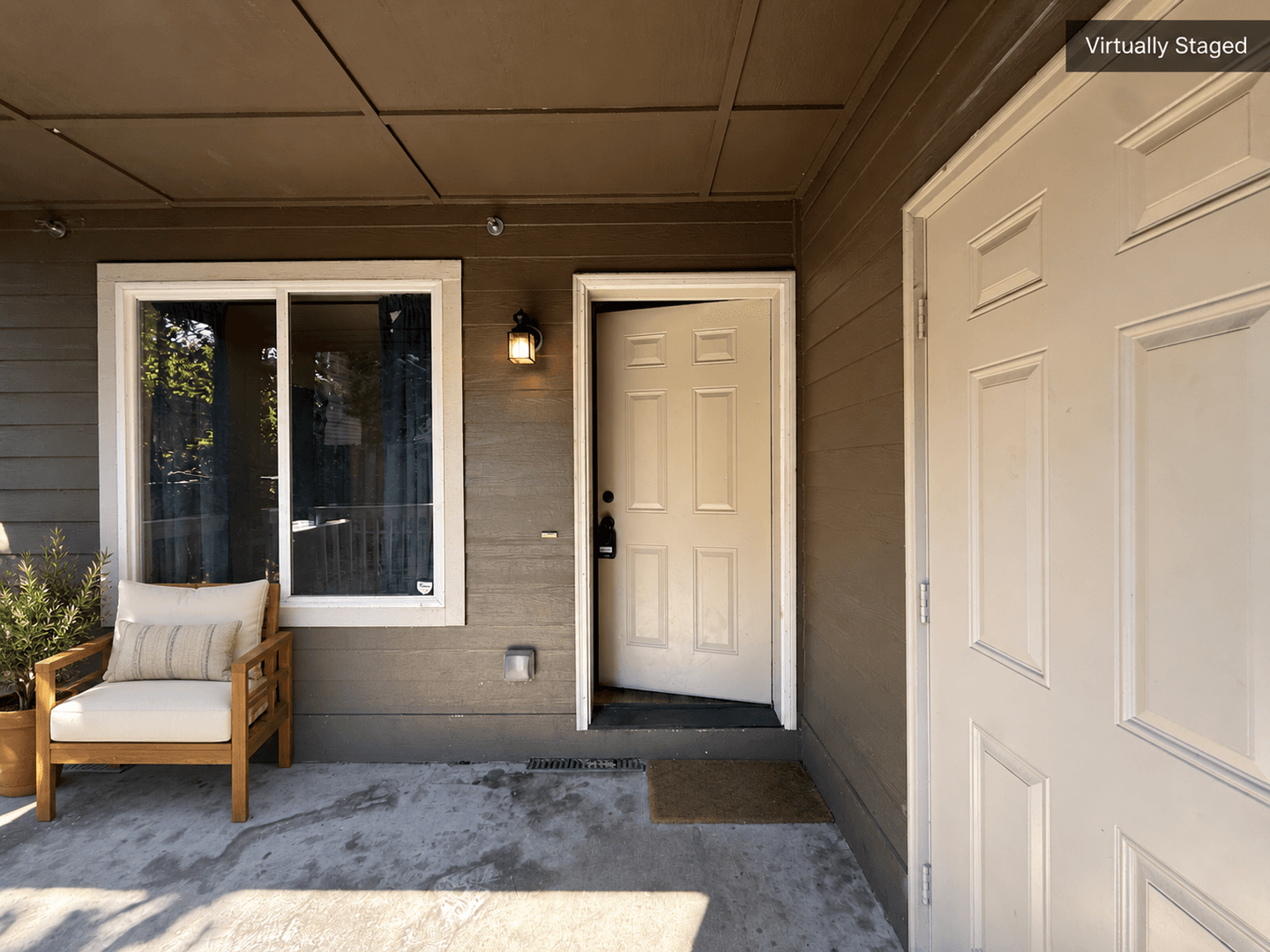 Gresham House: 683 SE 197th Ave