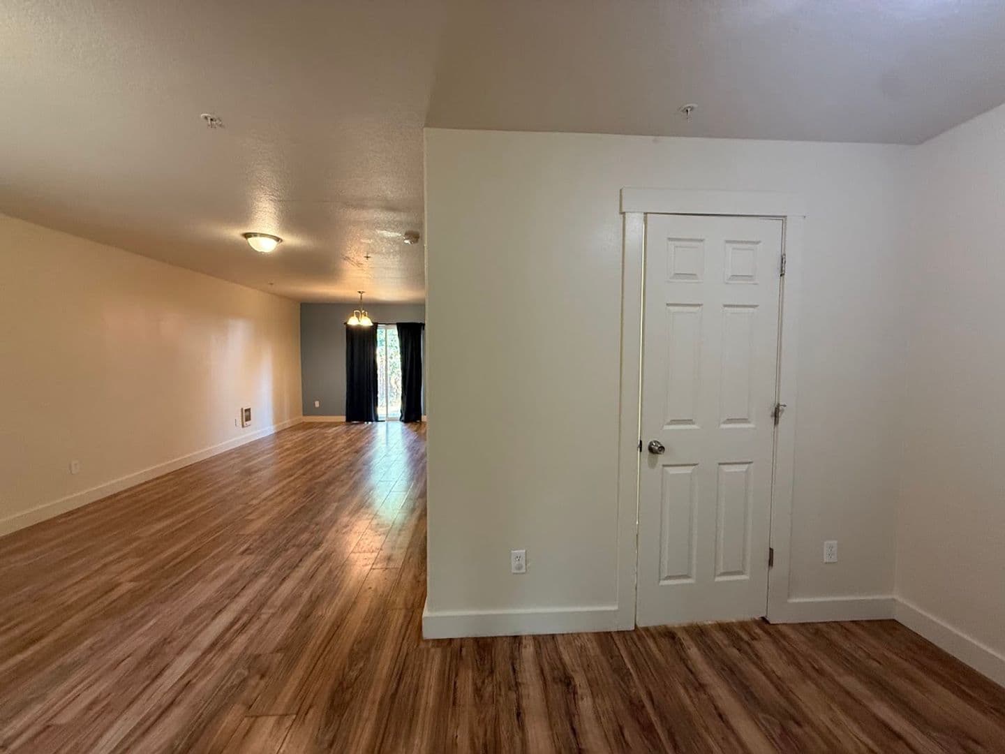Gresham House: 683 SE 197th Ave