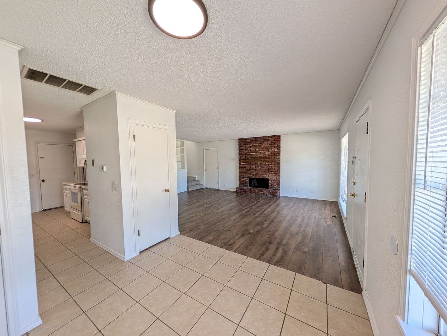 Tulsa Apartment: 9904 East 22nd Place