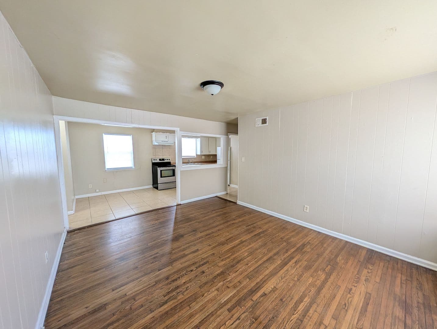 Tulsa House: 6313 N Main St