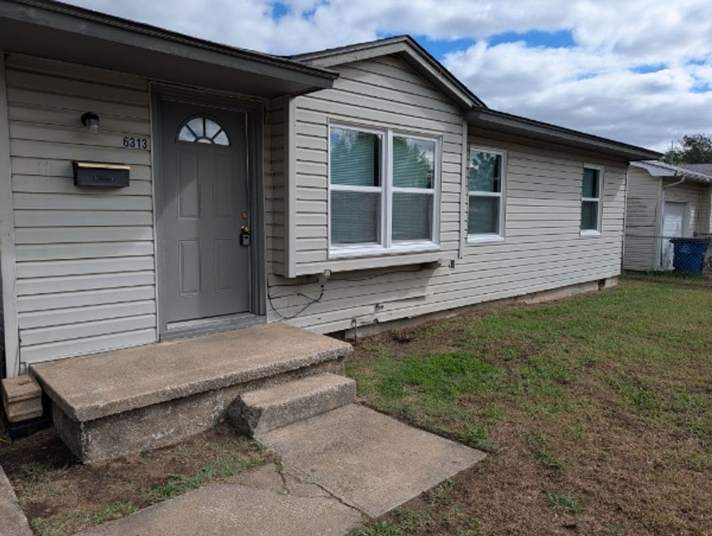 Tulsa House: 6313 N Main St
