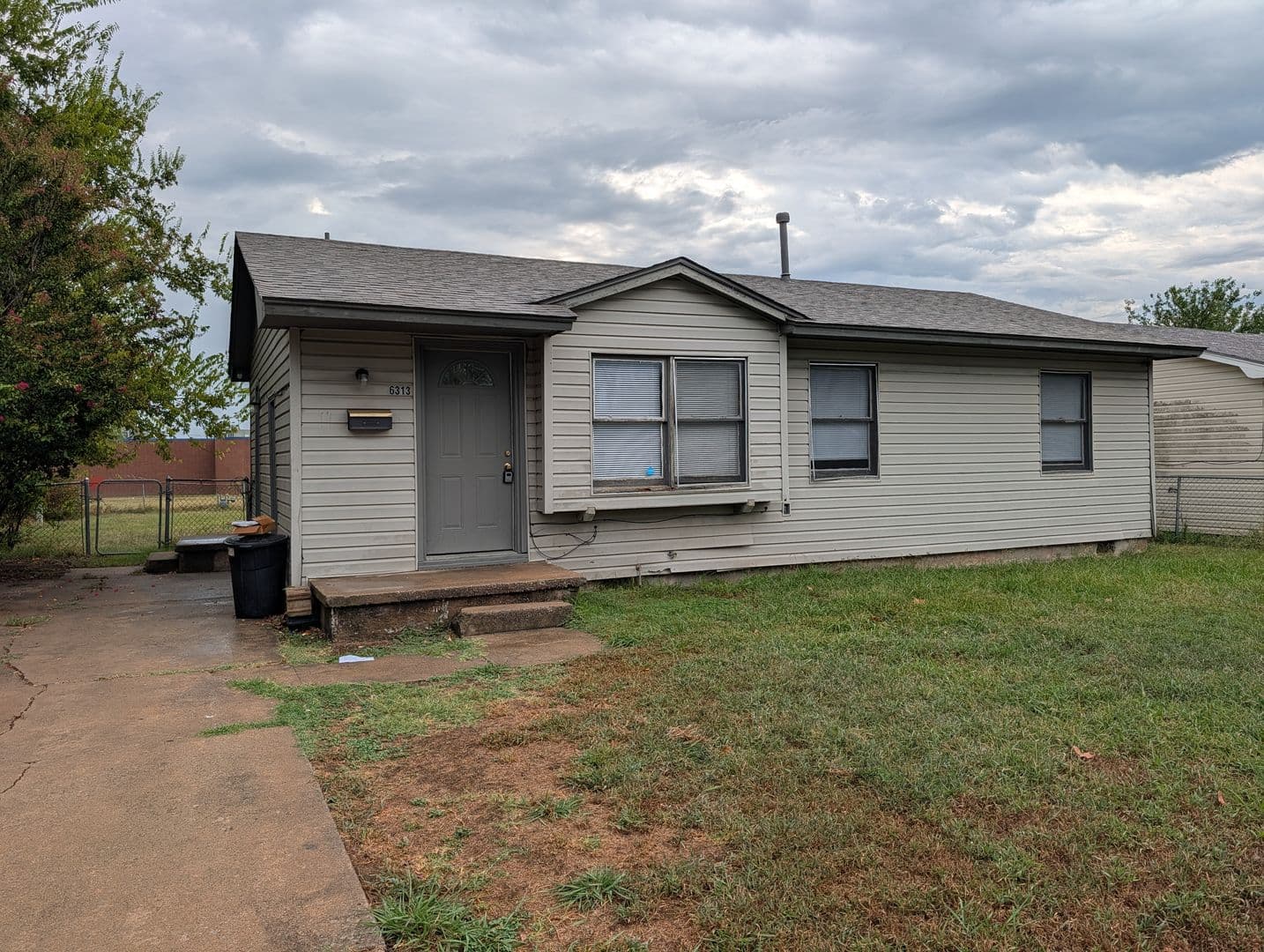 Tulsa House: 6313 N Main St