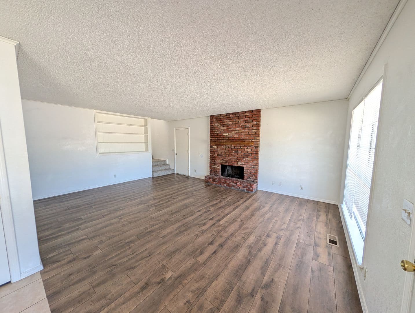 Tulsa Apartment: 9904 East 22nd Place