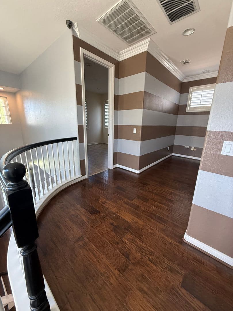 Bakersfield House: 11013 Prairie Stone Place