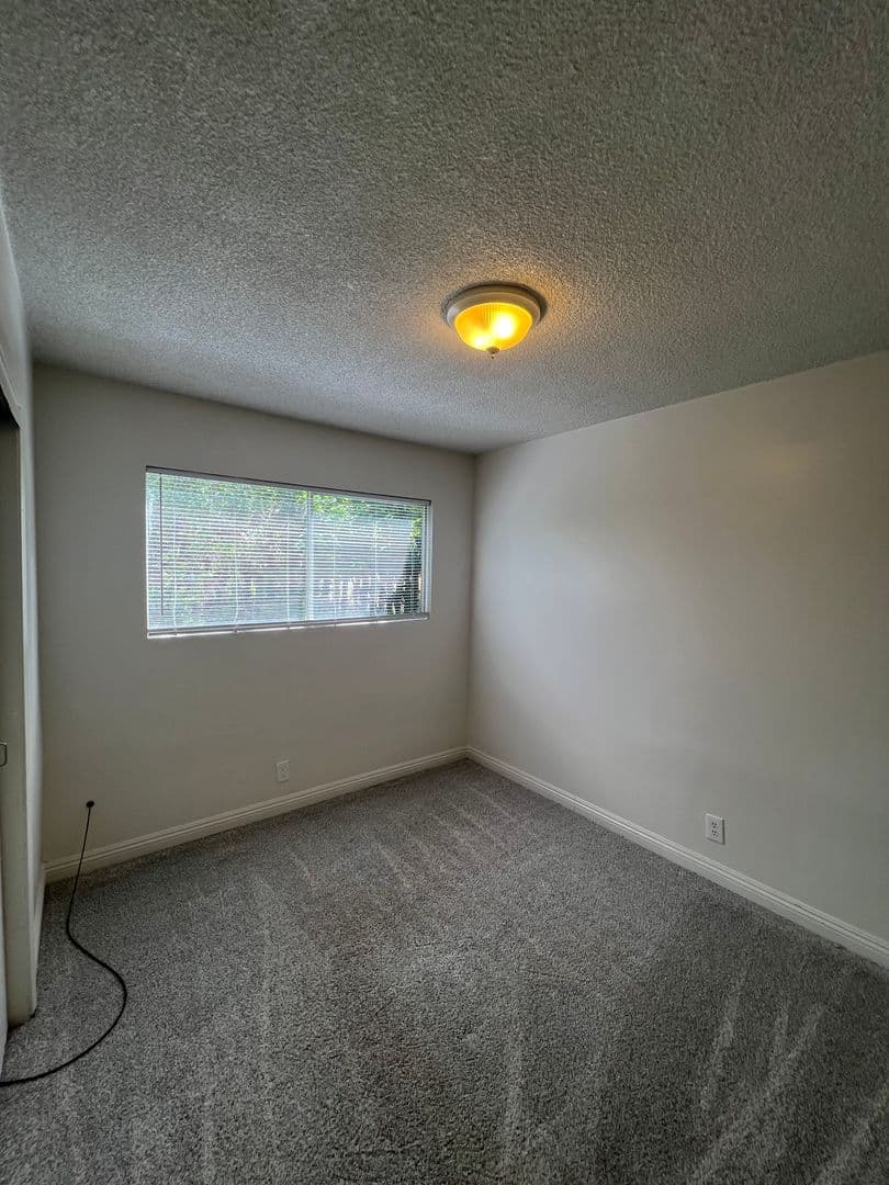Taft Apartment: 512 Washington Ave