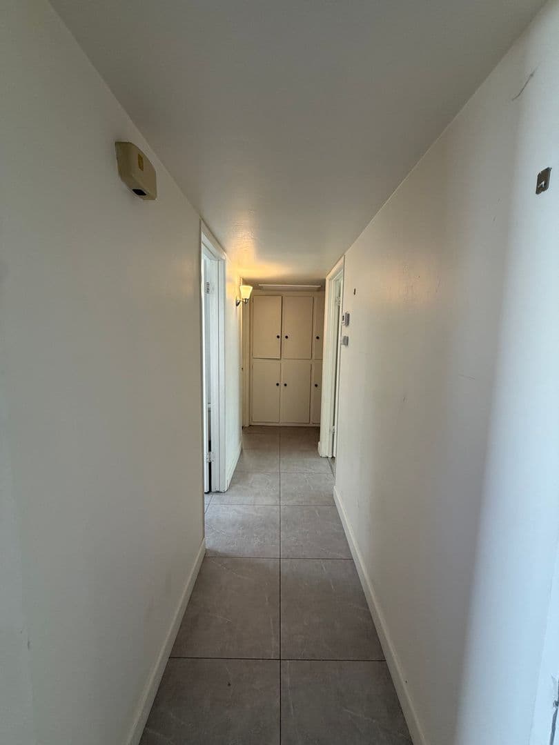 Bakersfield House: 301 Haggin Street