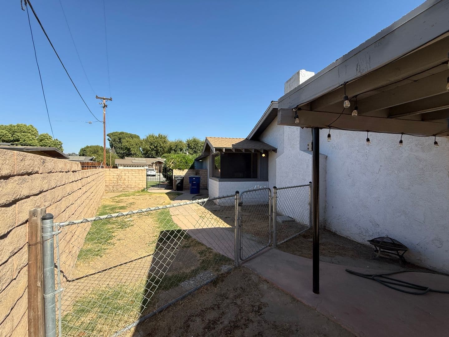 Bakersfield House: 301 Haggin Street