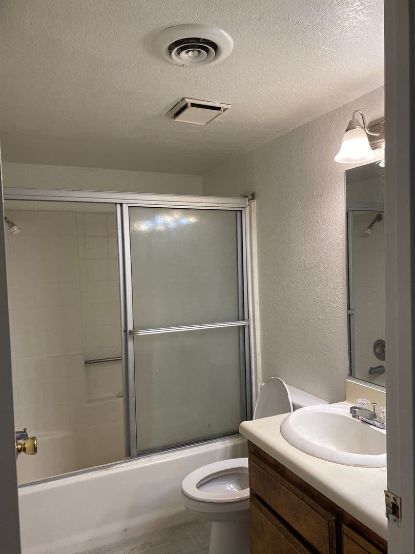 Bakersfield Apartment: 3622 K St