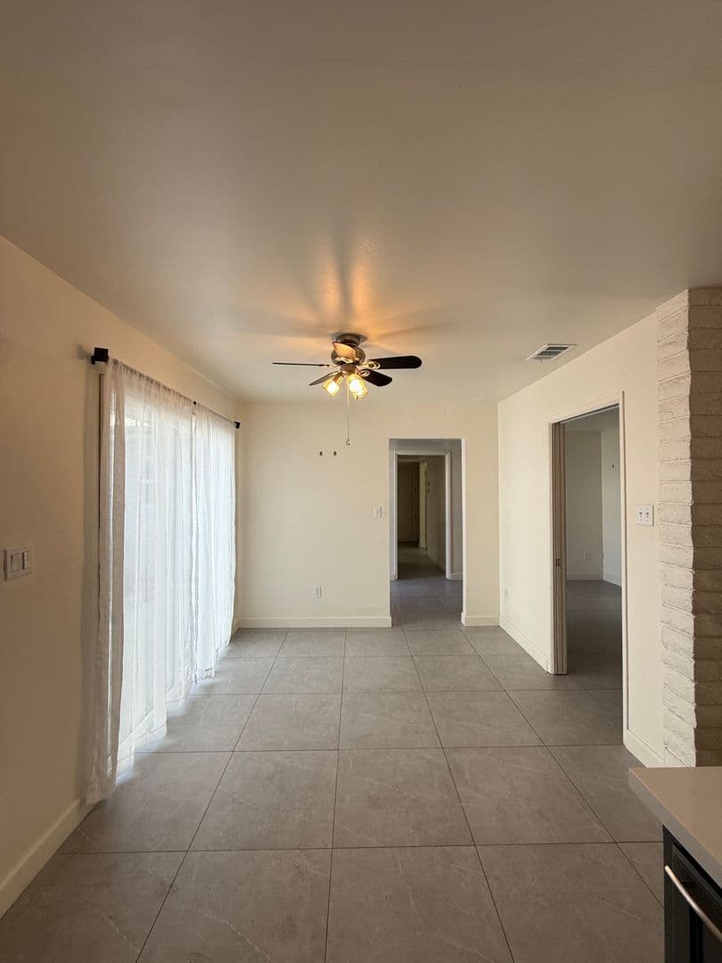Bakersfield House: 301 Haggin Street
