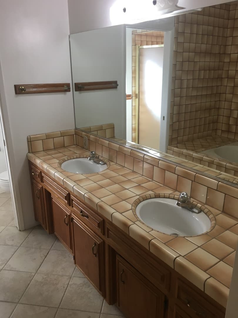 Bakersfield House: 3401 Stony Brook Rd