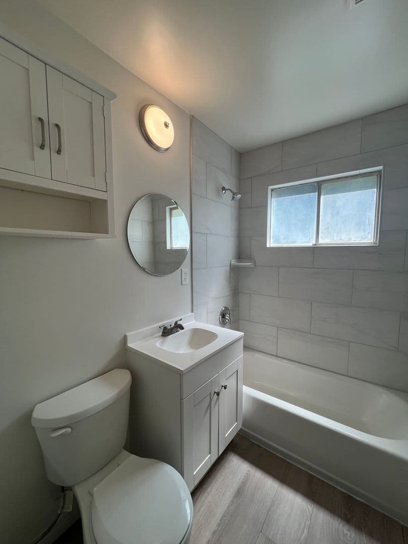 Taft Apartment: 512 Washington Ave