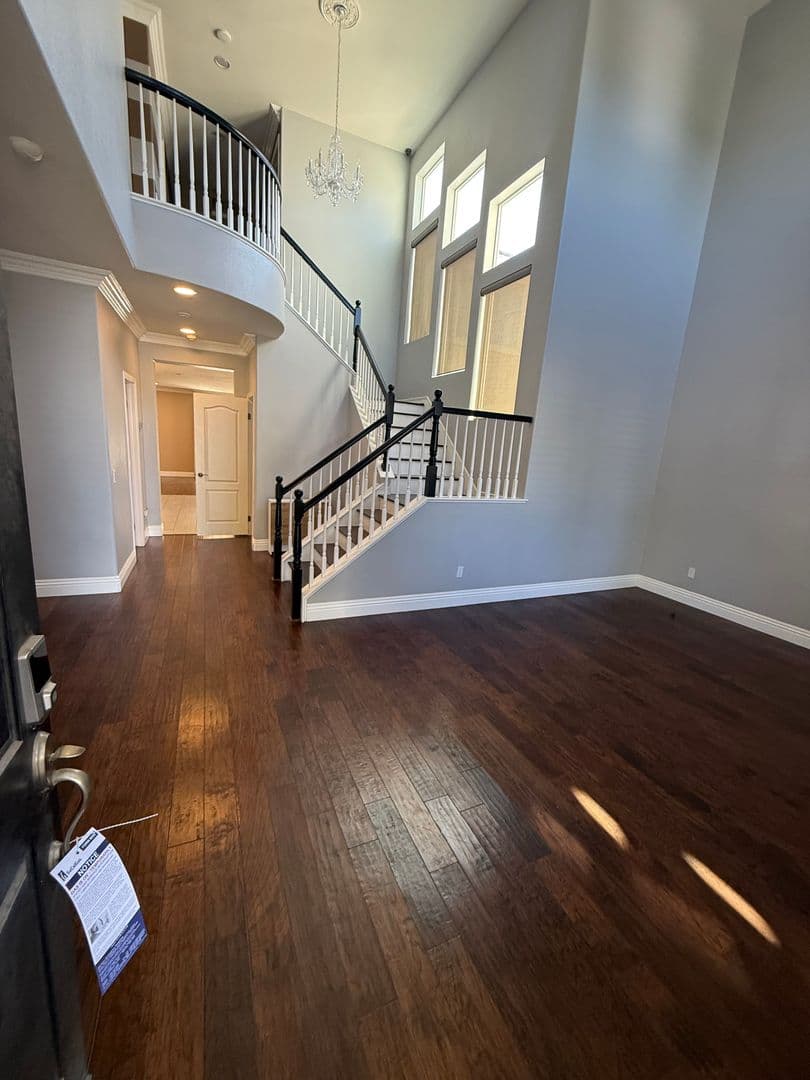 Bakersfield House: 11013 Prairie Stone Place