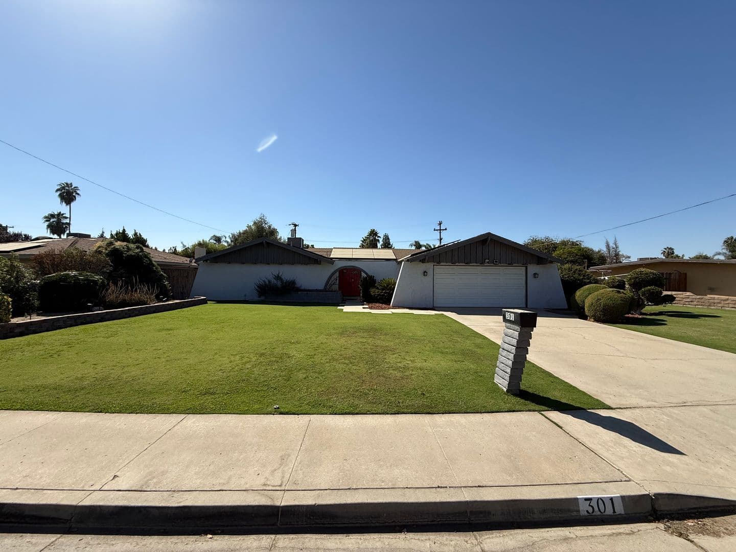 Bakersfield House: 301 Haggin Street