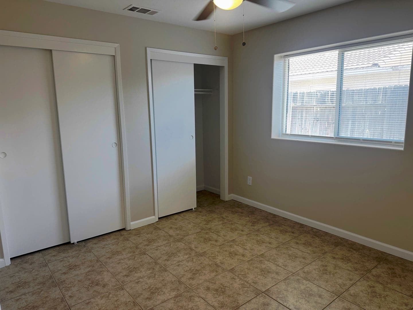 Bakersfield Apartment: 5209 South H St