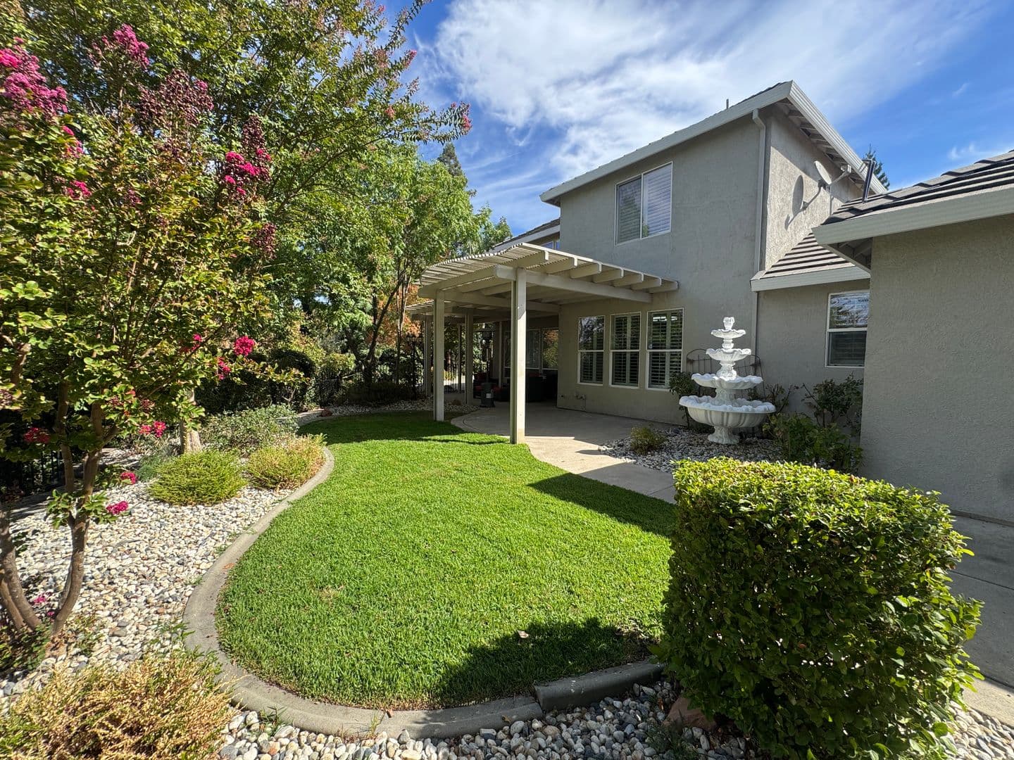 Granite Bay House: 360 Allenwood Ct