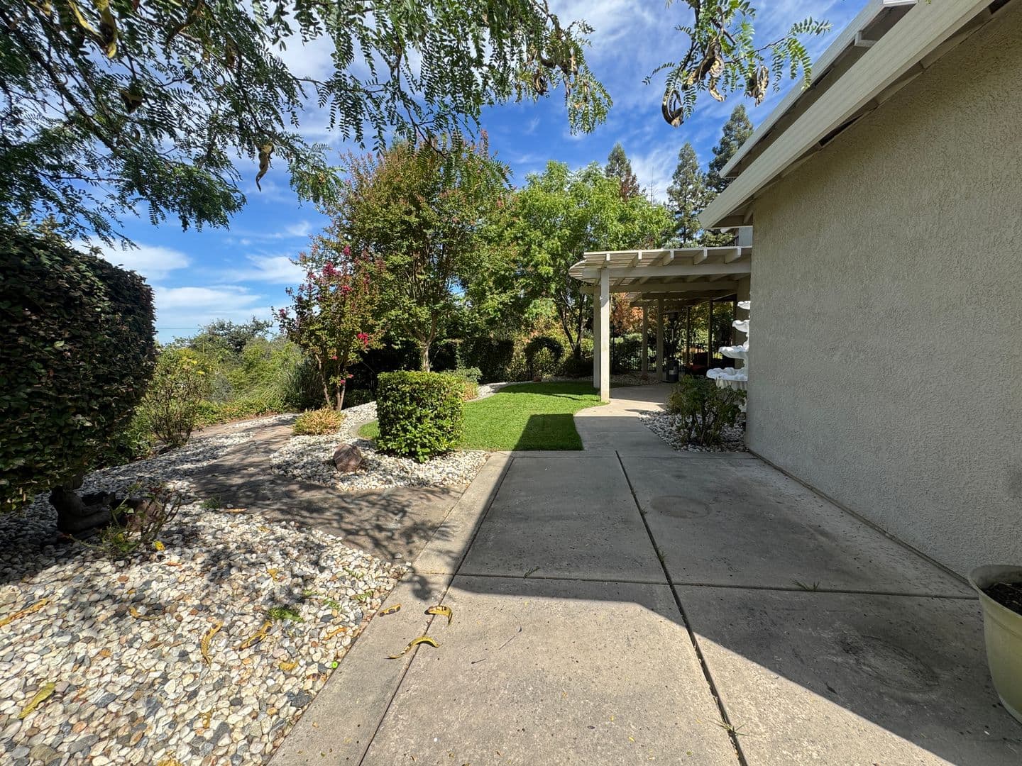 Granite Bay House: 360 Allenwood Ct