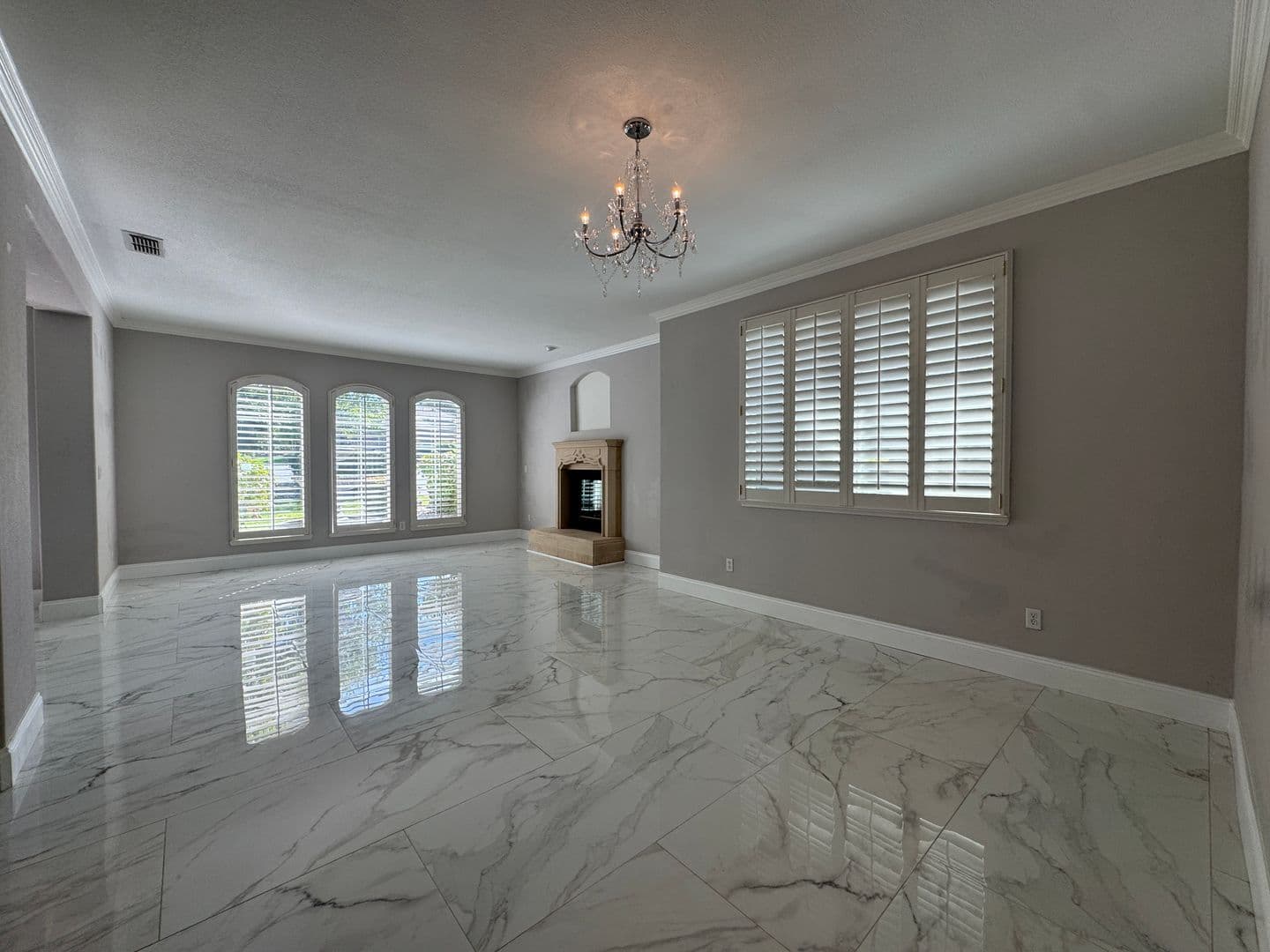 Granite Bay House: 360 Allenwood Ct