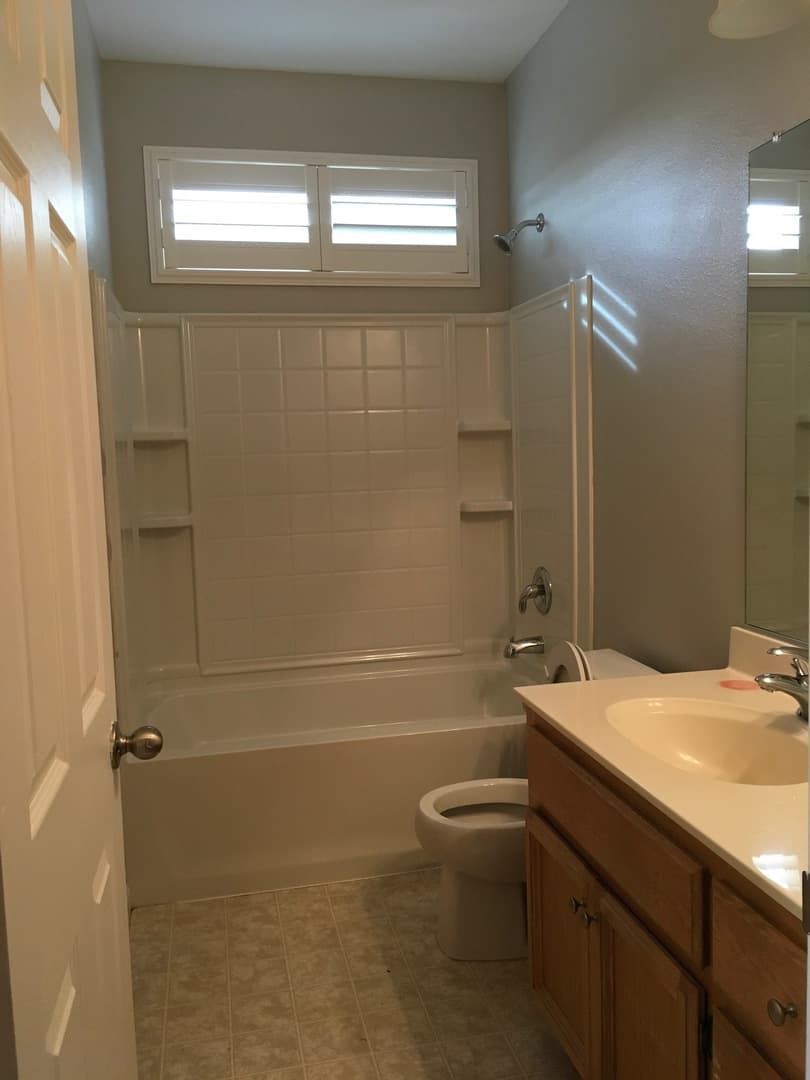 Elk Grove House: 8892  Brecon Way