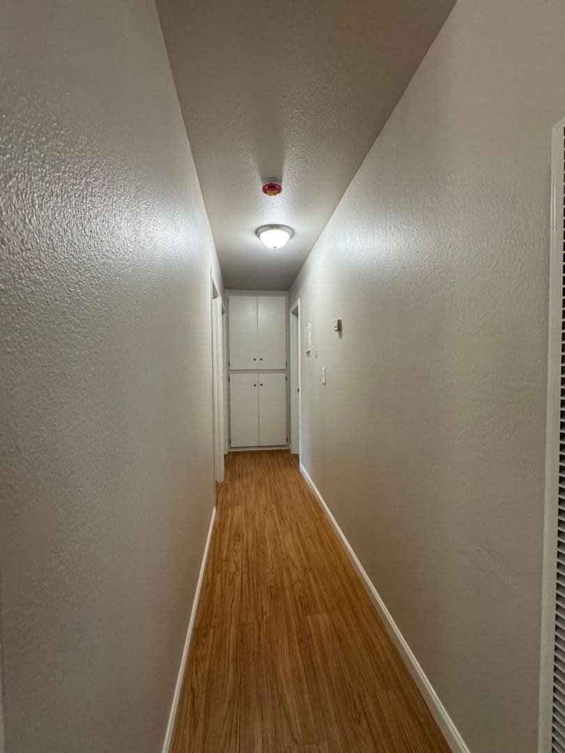 Carmichael Apartment: 7154 Fair Oaks Blvd,