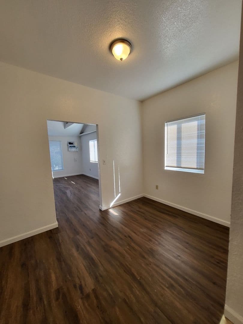 Sacramento House: 2950 36th Ave