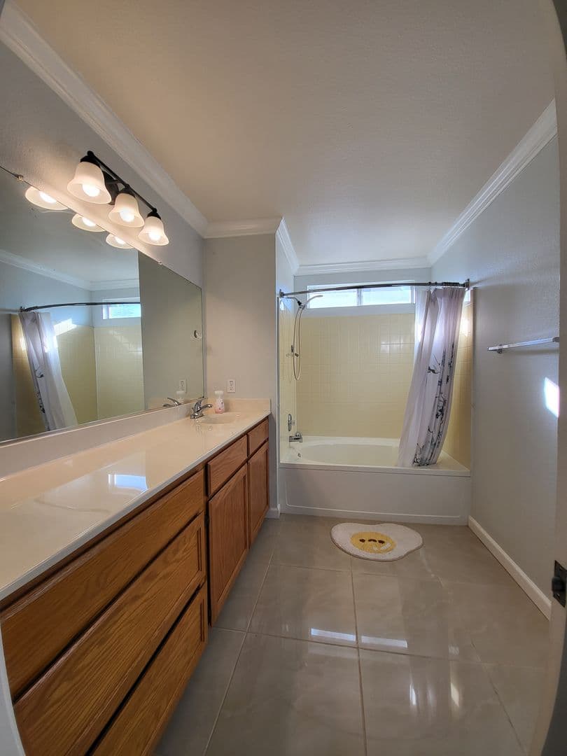 Woodland House: 920 Garcia Dr