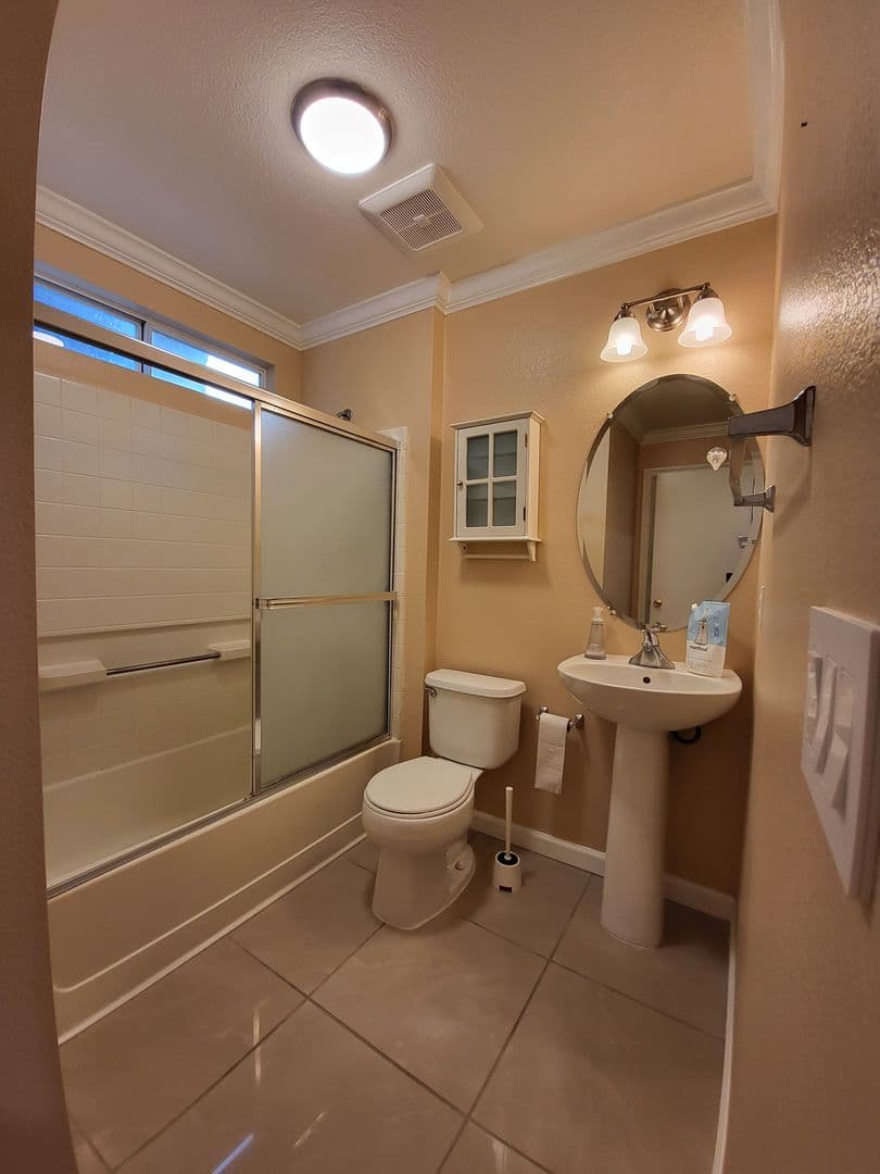 Woodland House: 920 Garcia Dr