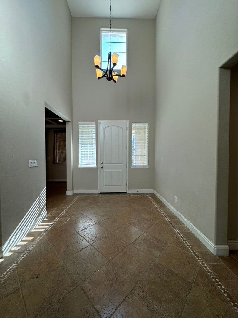 Elk Grove House: 7200 Cordially Way